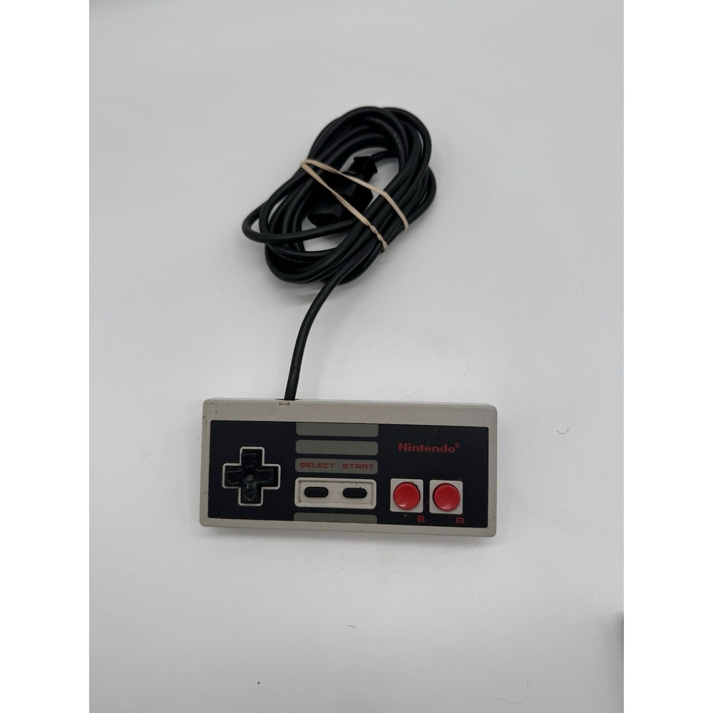 Nintendo NES Controller Original Wired Gamepad Model NES-004 Retro Gaming